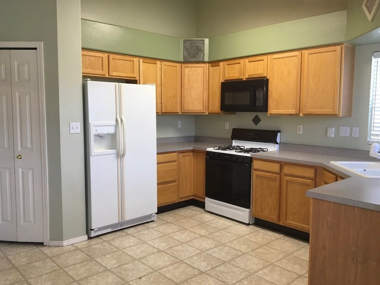 1040 Whistler Hollow Dr - Photo 6 of 18