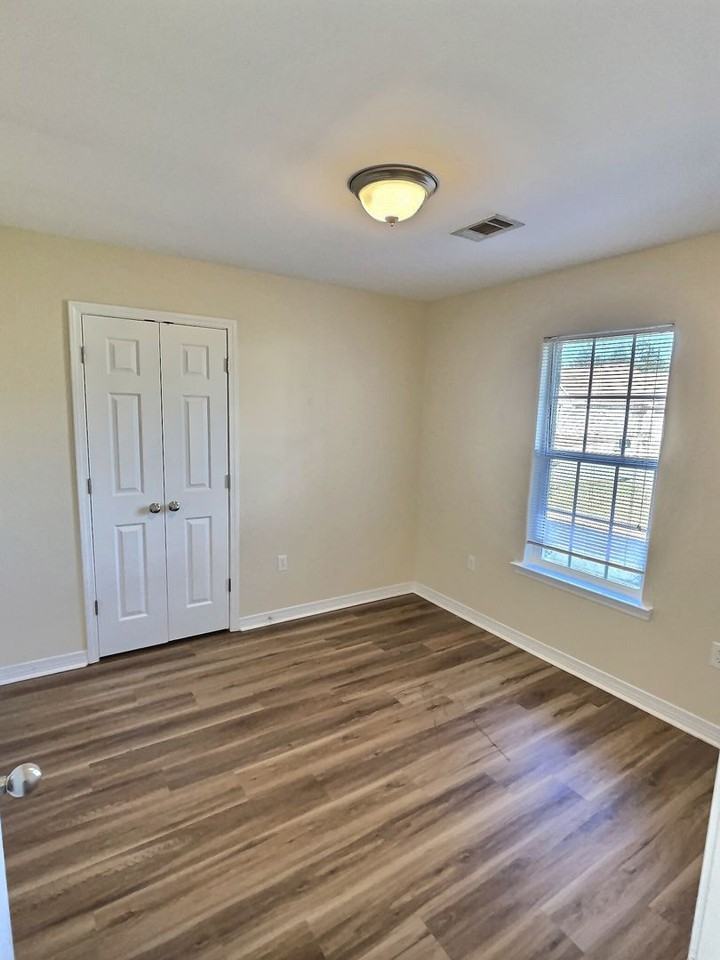 2316 Paula Cir - Photo 7 of 17