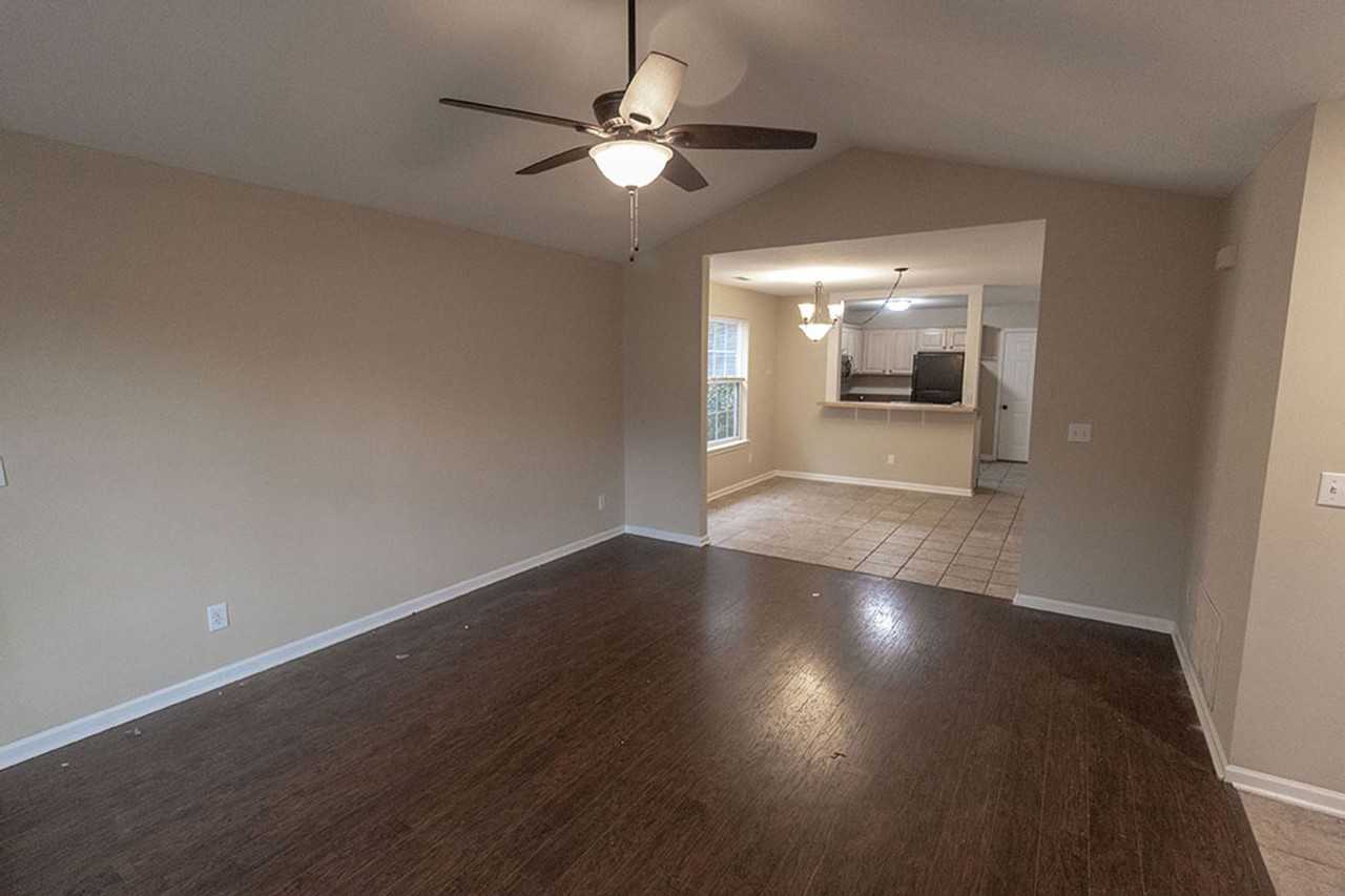 1931 Harmony St - Photo 3 of 29