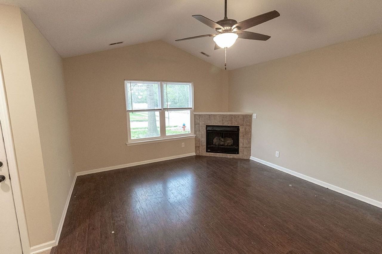 1931 Harmony St - Photo 4 of 29