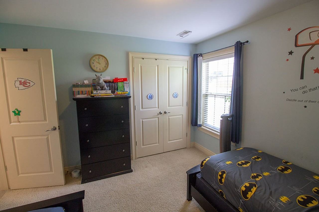 3008 Crabapple Ln - Photo 5 of 40