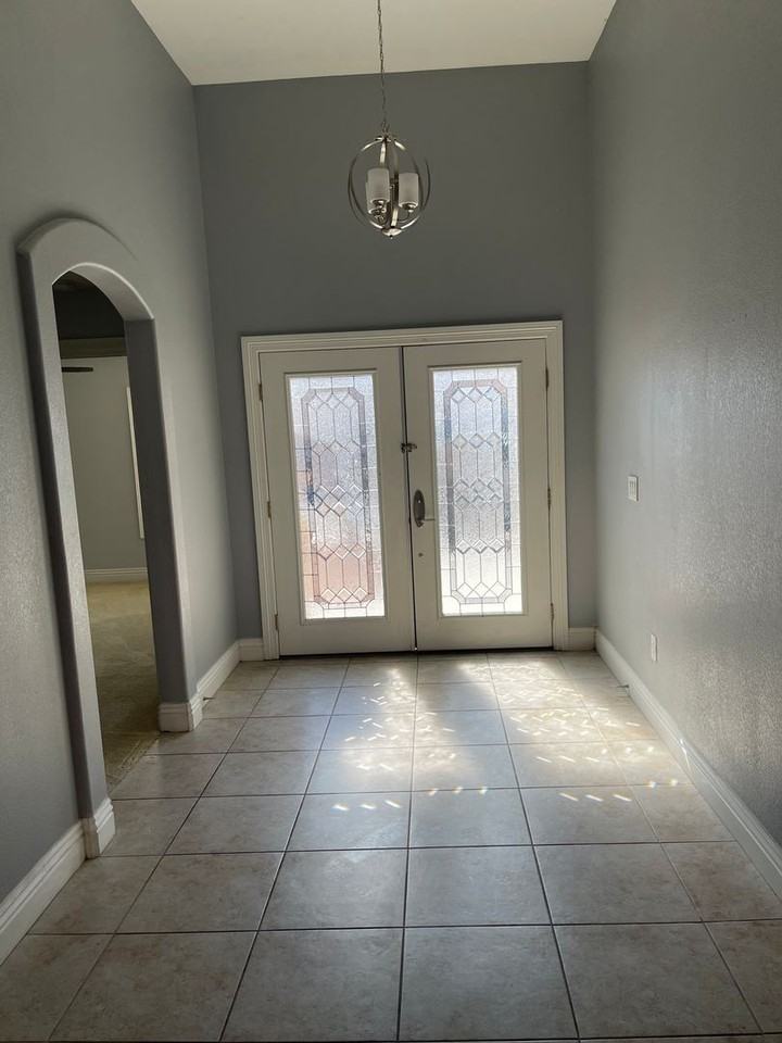 3716 Razorbill Ct - Photo 6 of 22