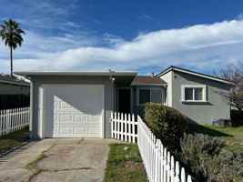 featured image of 51 Washington St