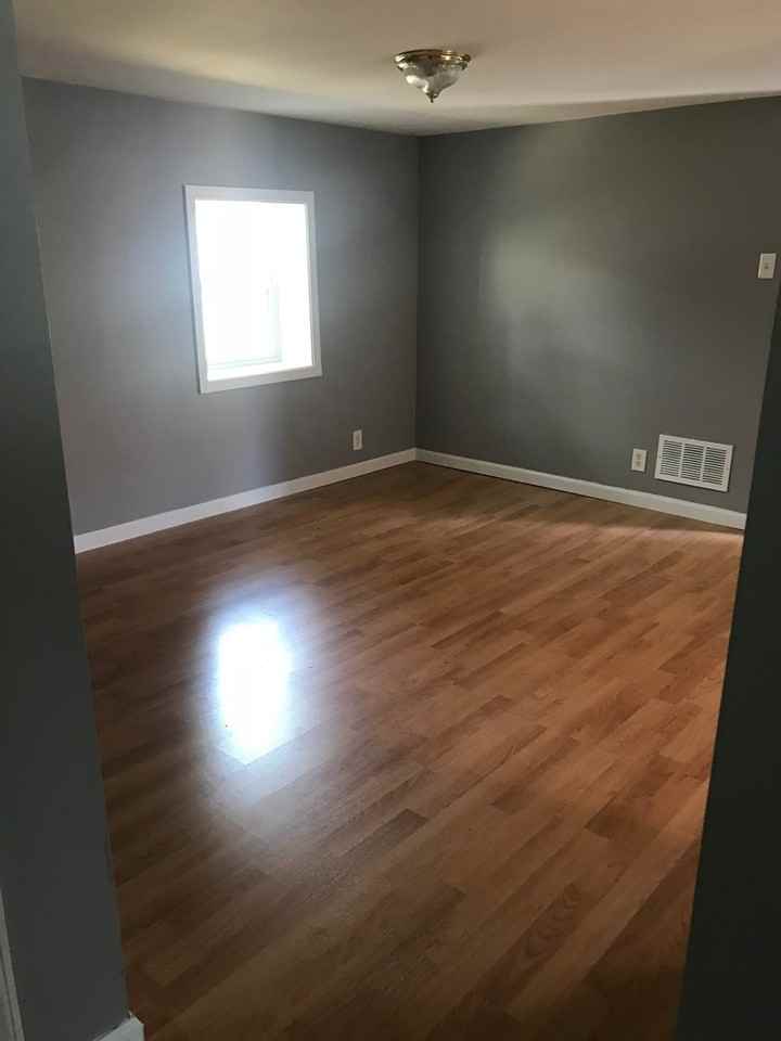 203 Gladys Ave - Photo 6 of 10