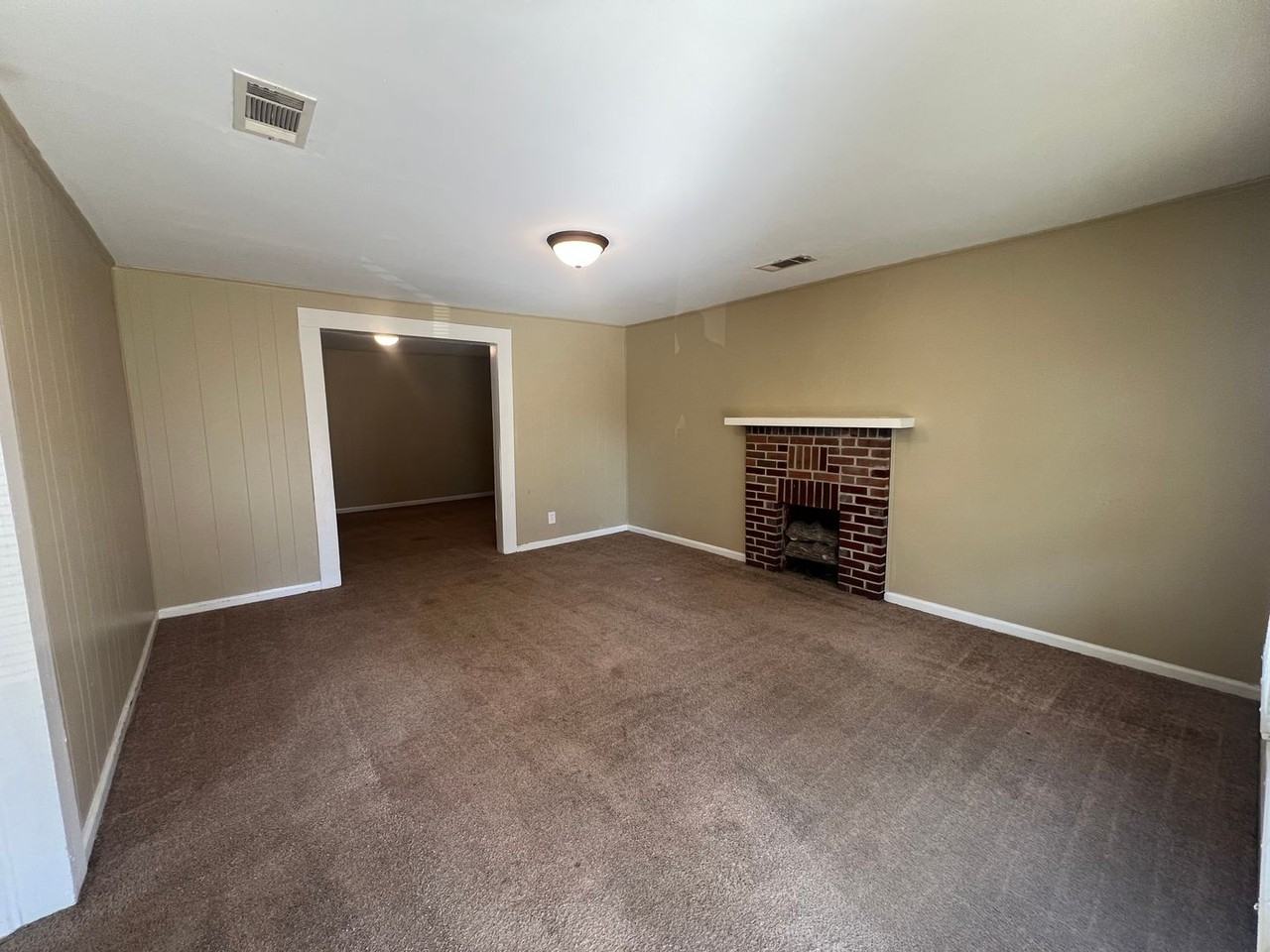 3220 19th St - Photo 2 of 15