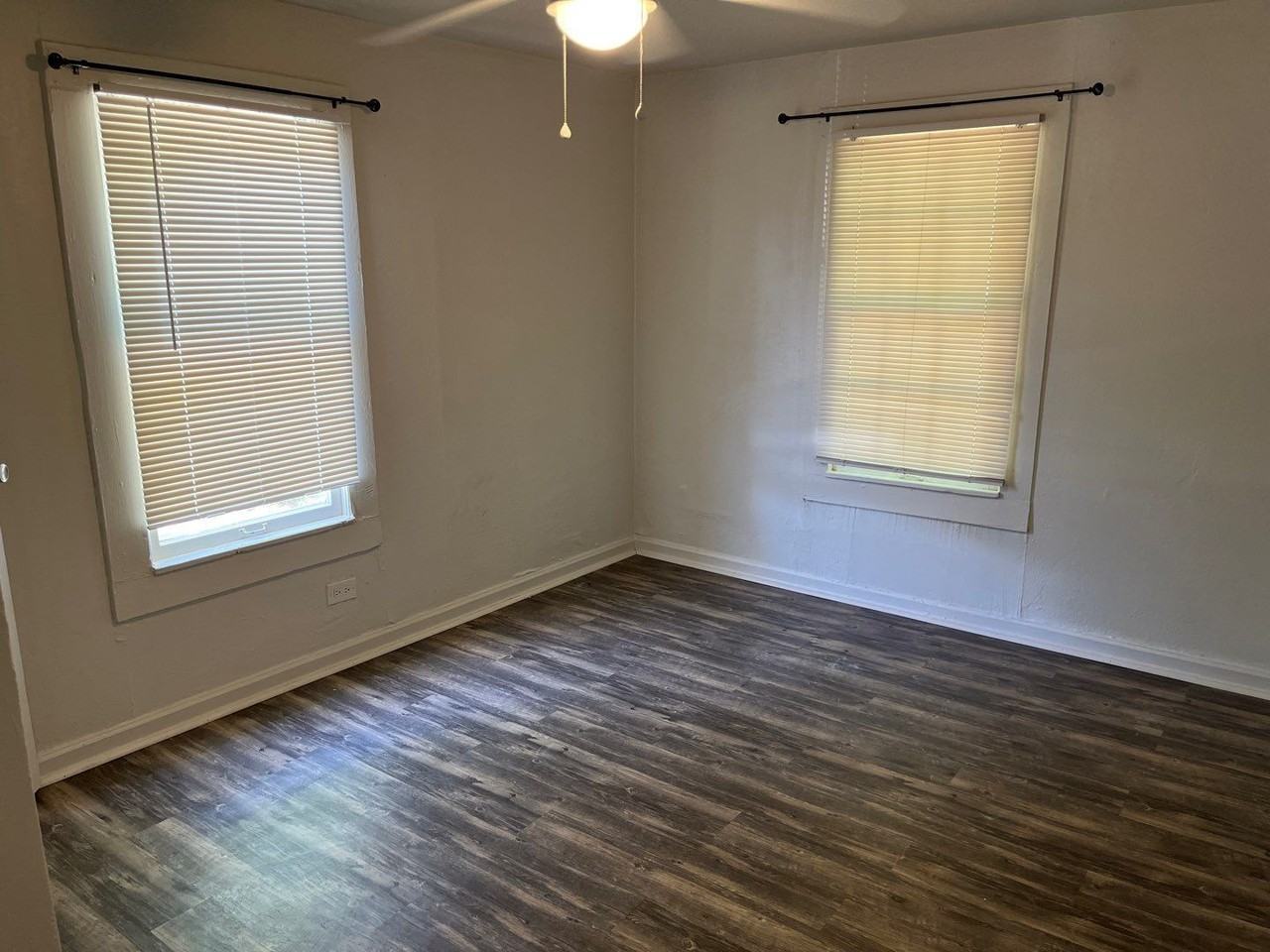 2912 N Independence Ave - Photo 3 of 25