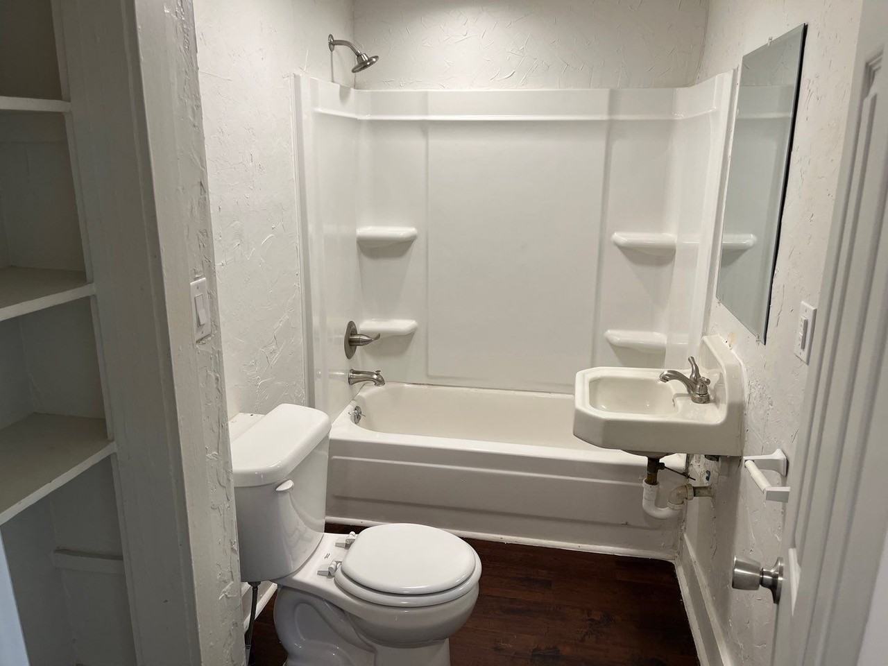 2912 N Independence Ave - Photo 7 of 25