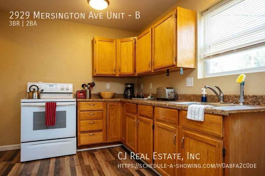 2929 Mersington Ave #B - Photo 5 of 11