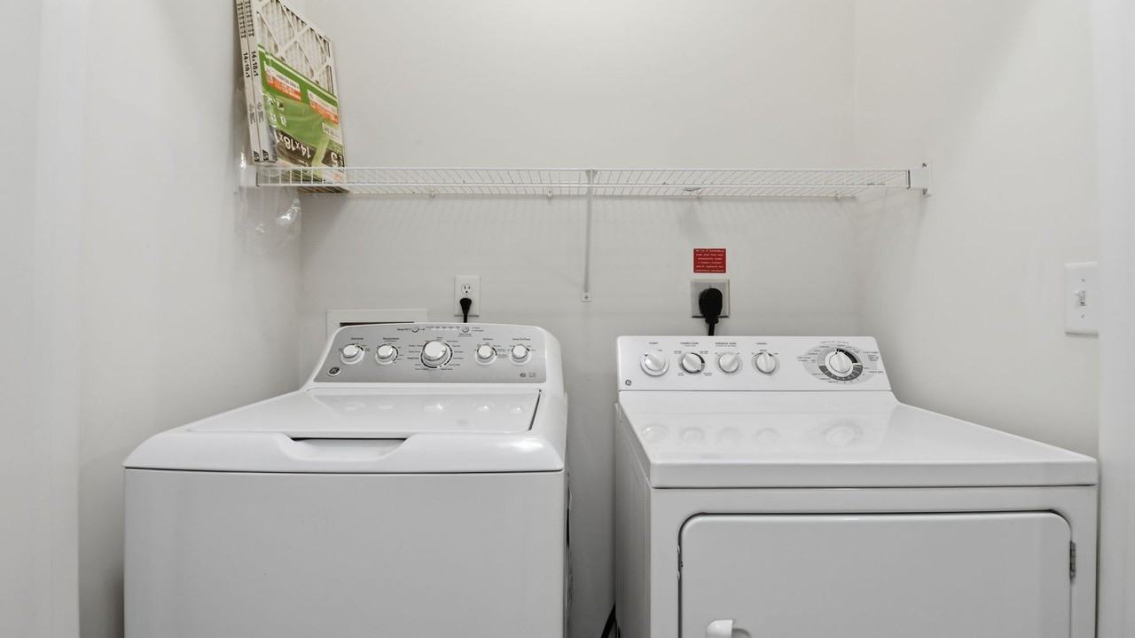 3 Arch Pl #226 - Photo 5 of 33