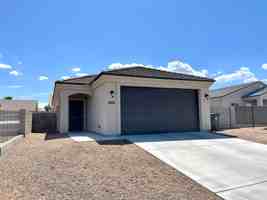 featured image of 3146 N Melody St