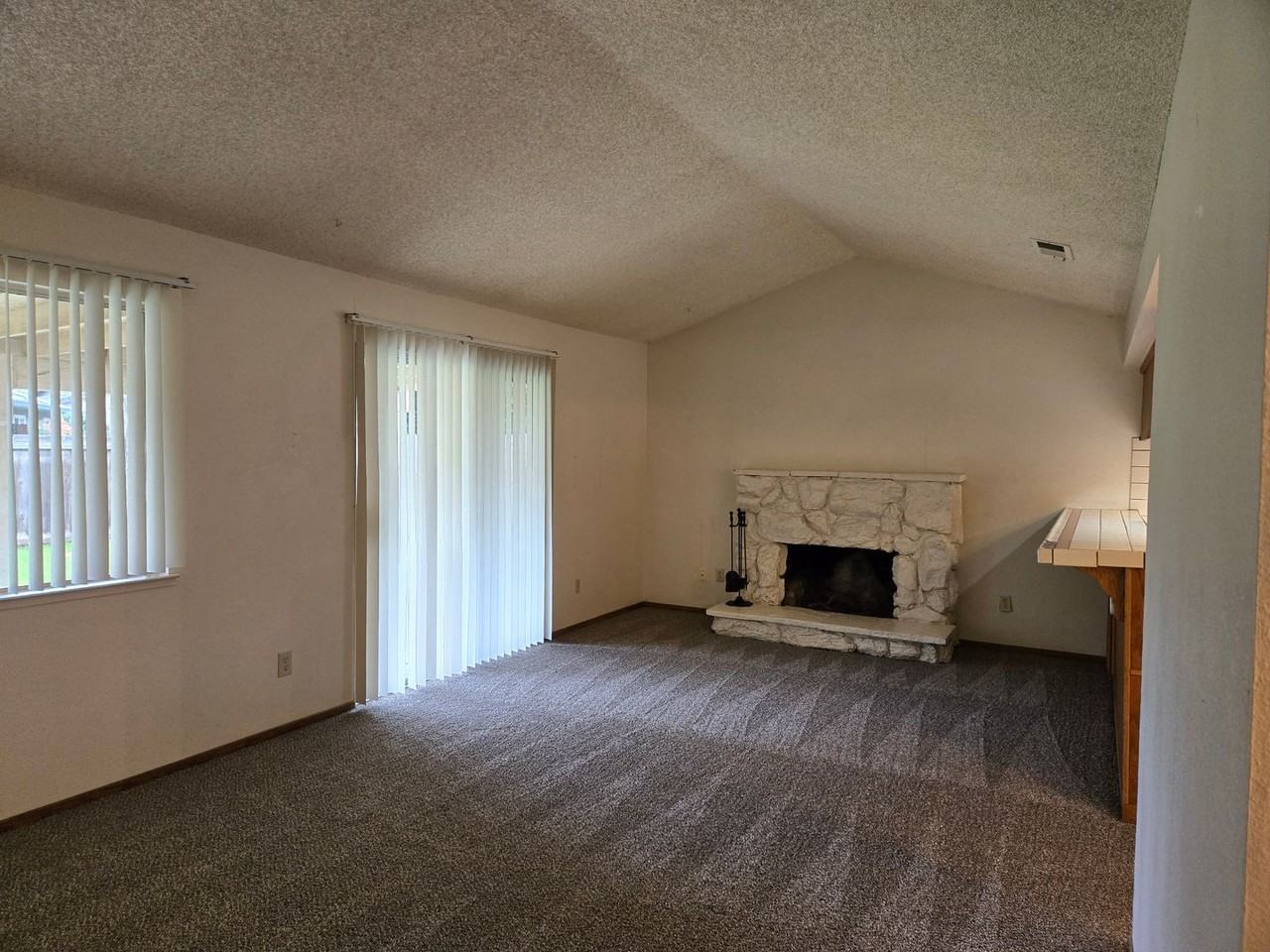 3712 Kelso Way - Photo 2 of 13