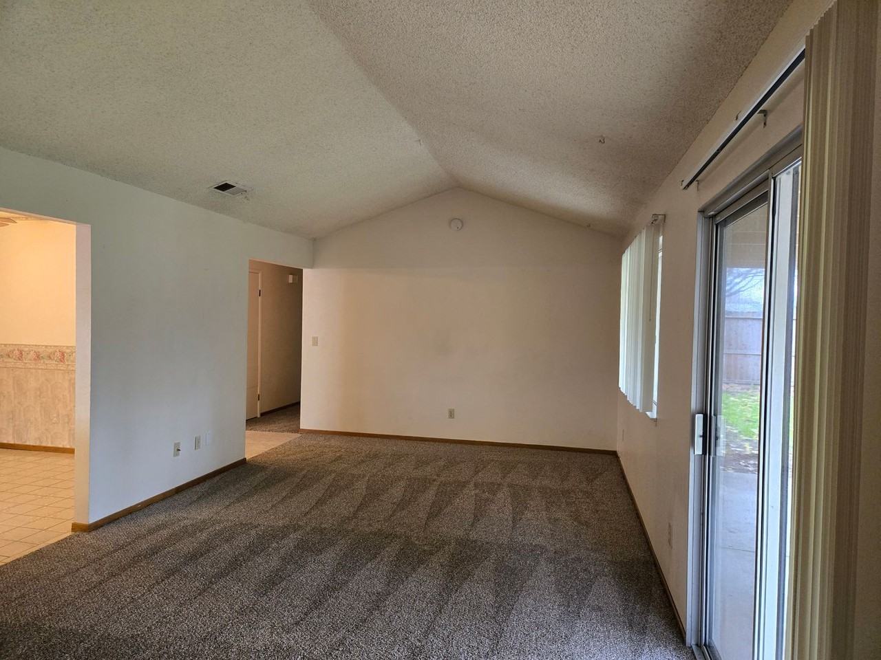 3712 Kelso Way - Photo 3 of 13