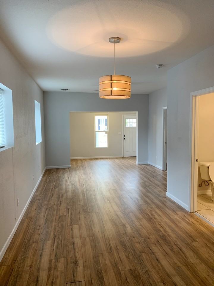 321 Monroe St - Photo 6 of 34