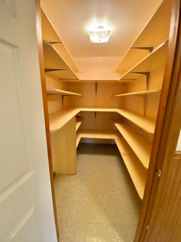 982 Colebrook Rd - Photo 7 of 23