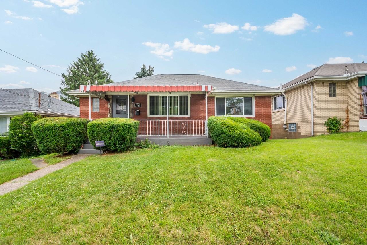 2727 Versailles Ave - Photo 4 of 20