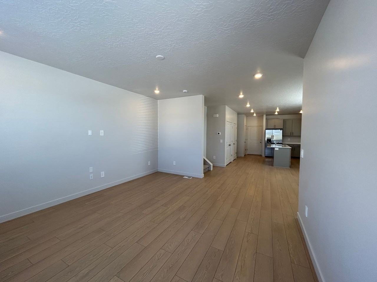 9993 N Basalt Dr - Photo 2 of 31