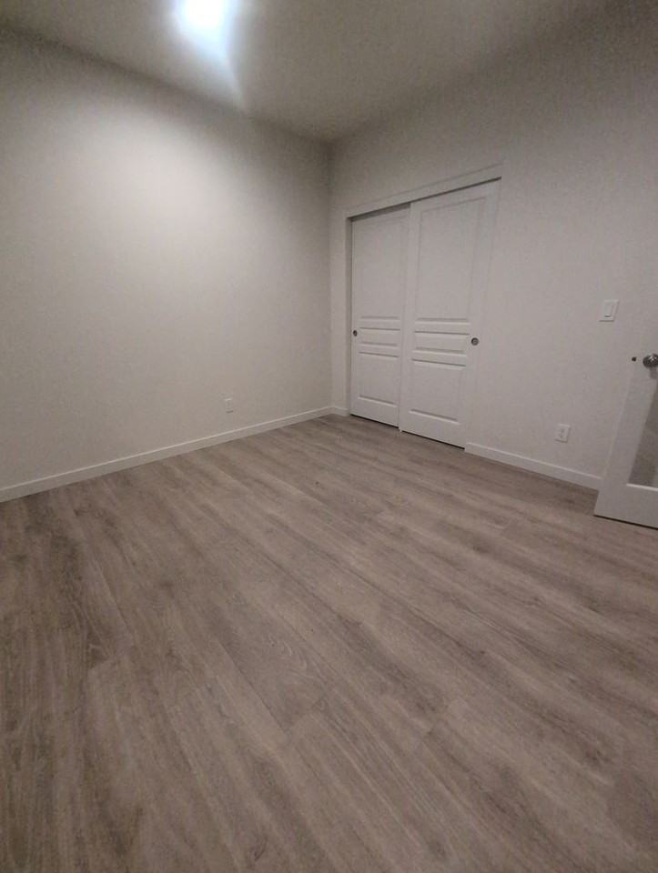 536 Se Lines St - Photo 5 of 17