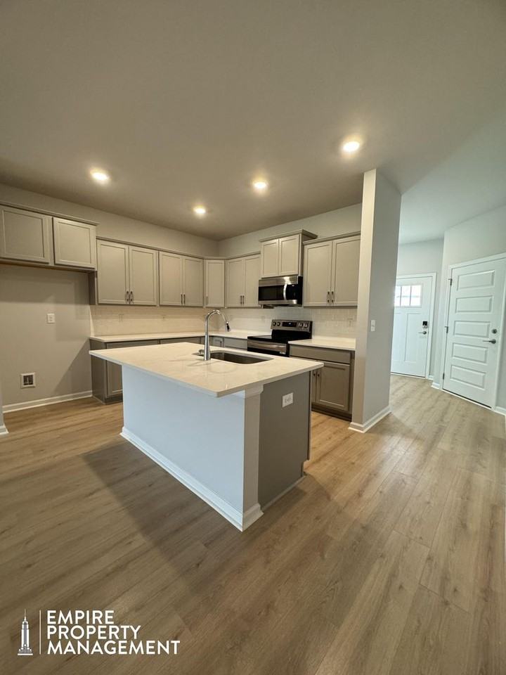 318 Cornstalk Cir - Photo 5 of 27