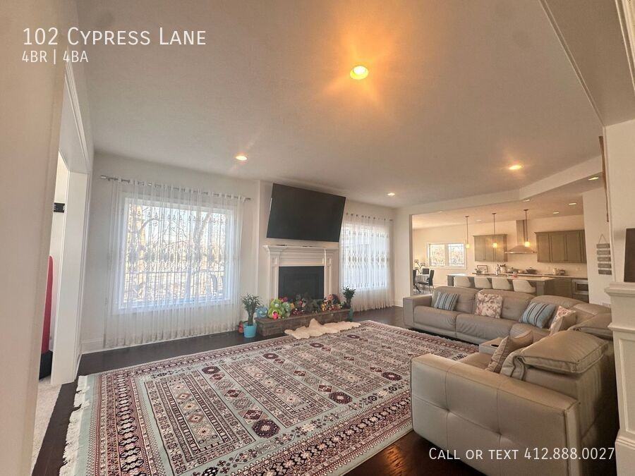 102 Cypress Ln - Photo 6 of 36