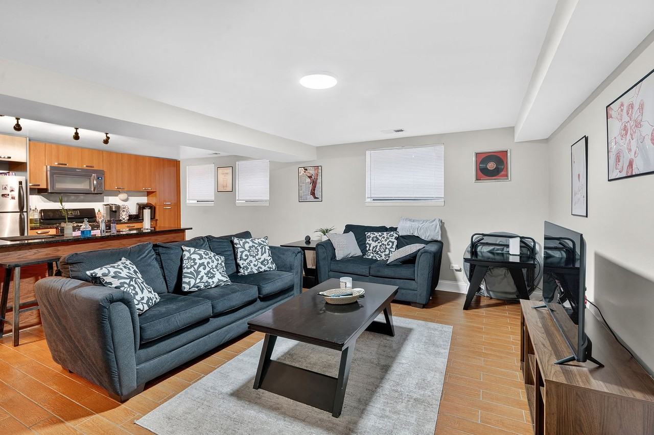 North Shore Condos - Photo 4 of 50