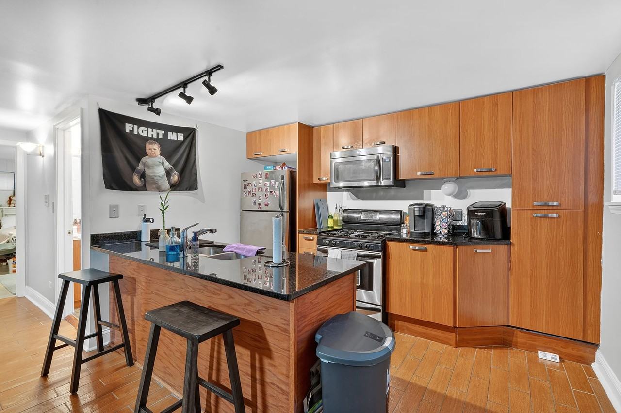 North Shore Condos - Photo 6 of 50