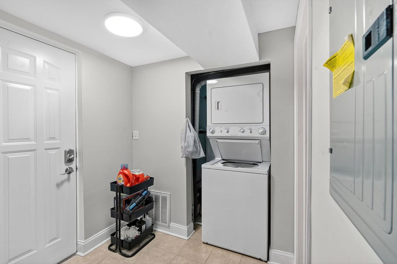 North Shore Condos - Photo 7 of 50