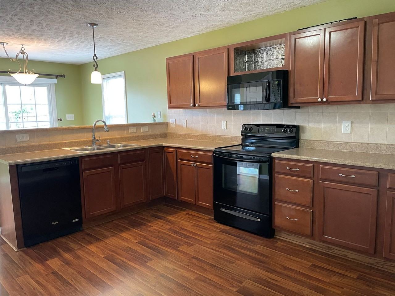 407 Cape Fear Rd - Photo 5 of 19