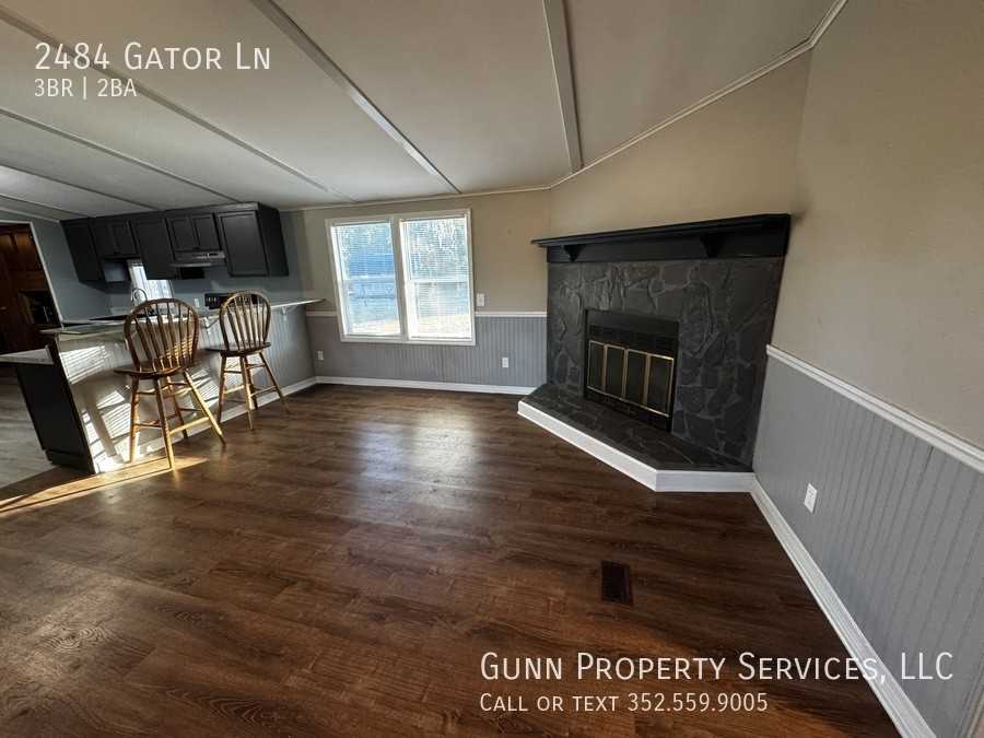 2484 Gator Ln - Photo 4 of 20