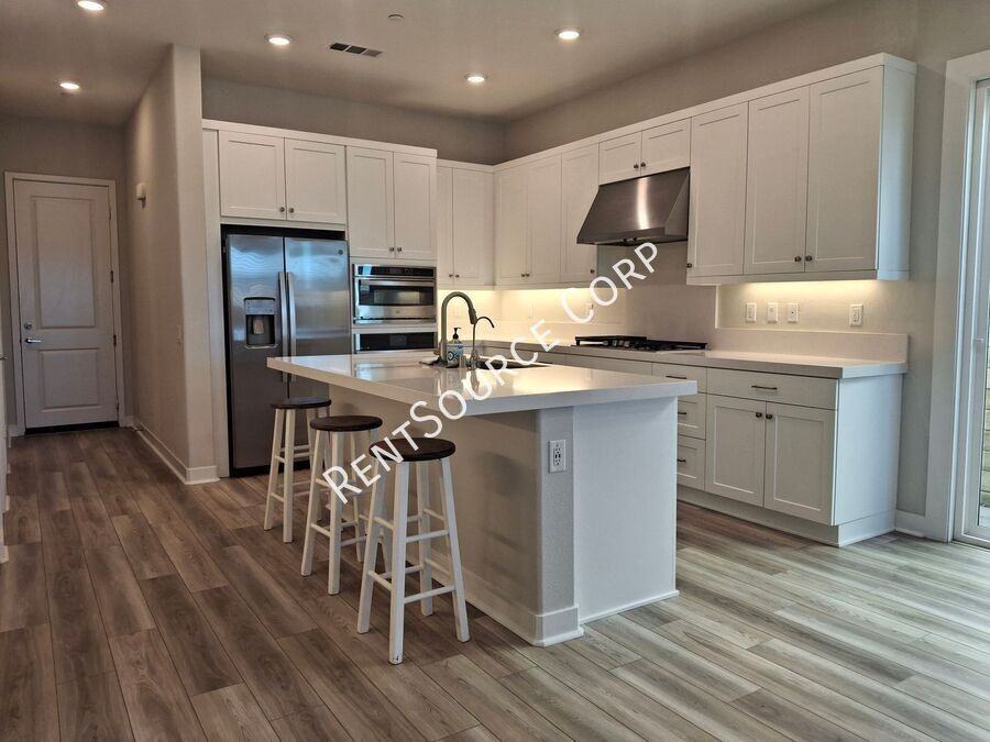 27231 Coyote Bush Ct - Photo 6 of 36