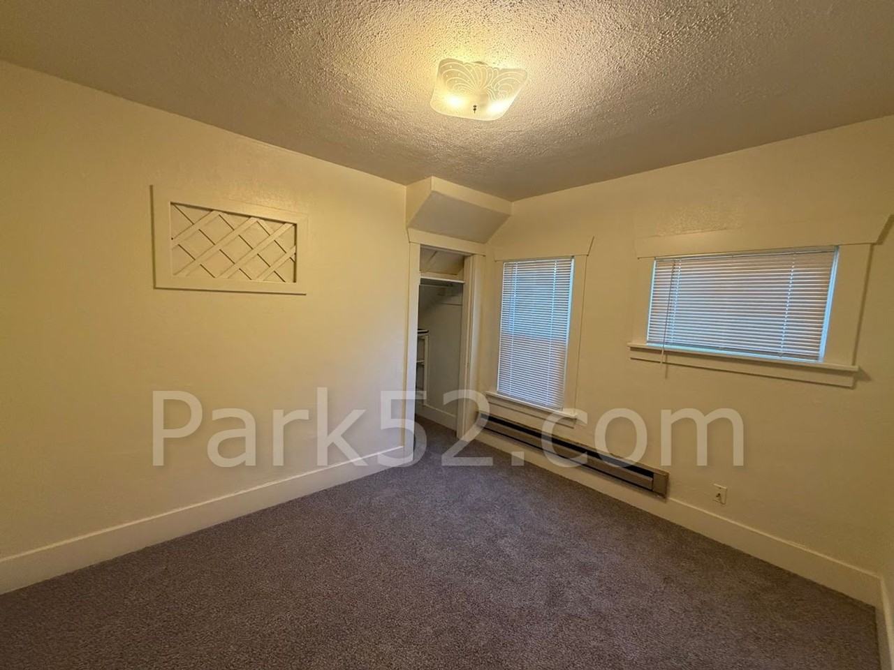 3315 S Proctor St - Photo 6 of 11