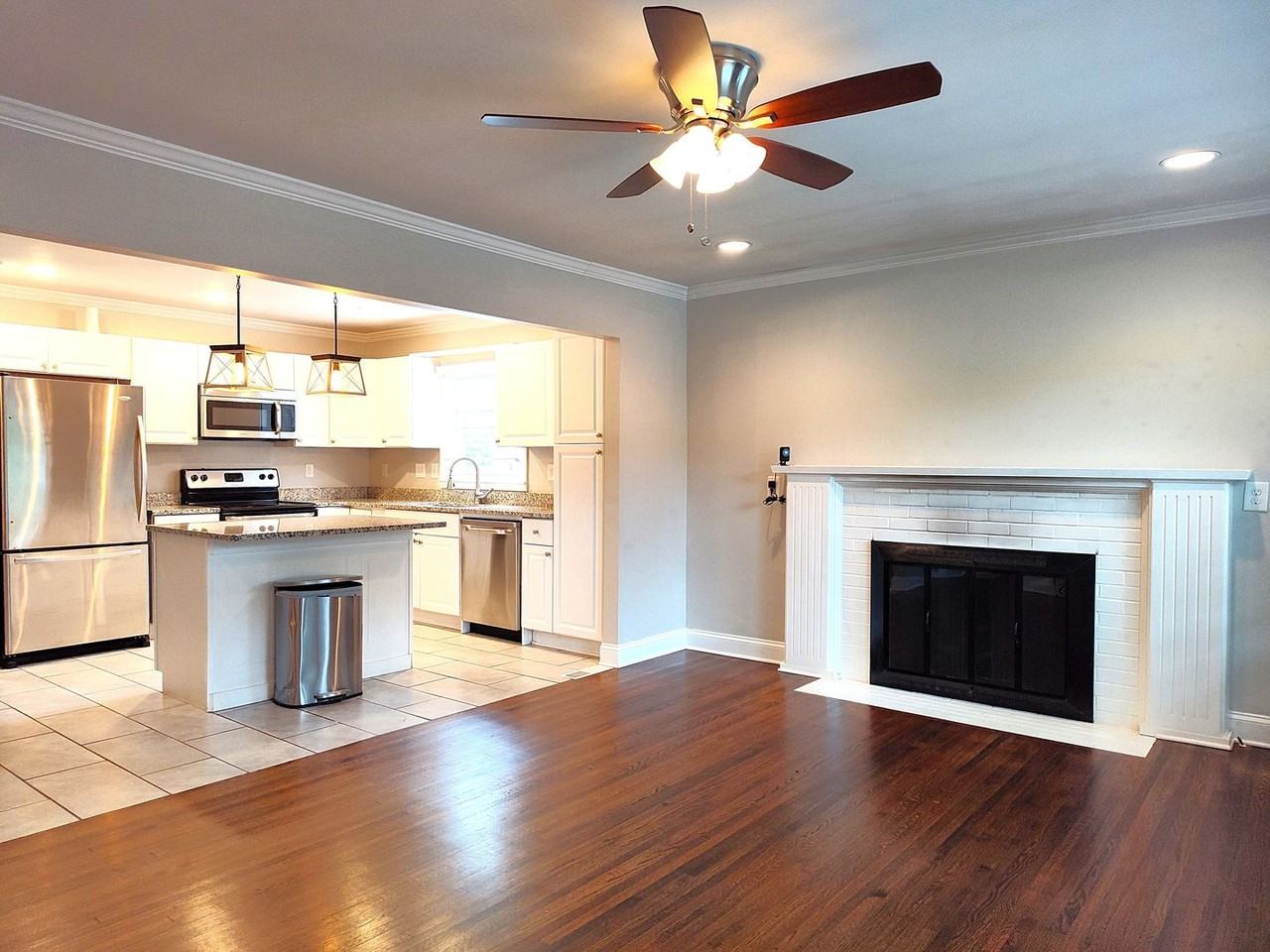 1100 Norland Rd - Photo 6 of 28