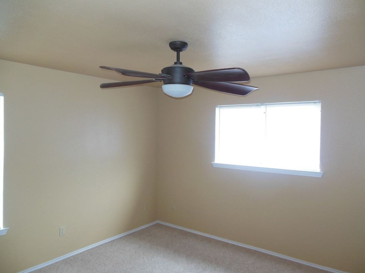 4806 Greenlee Dr - Photo 6 of 12