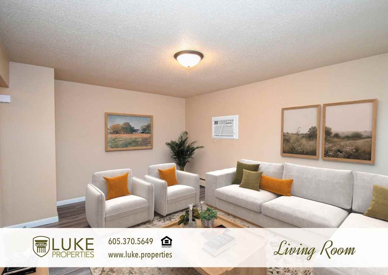 3005 E 20th St - Photo 2 of 15