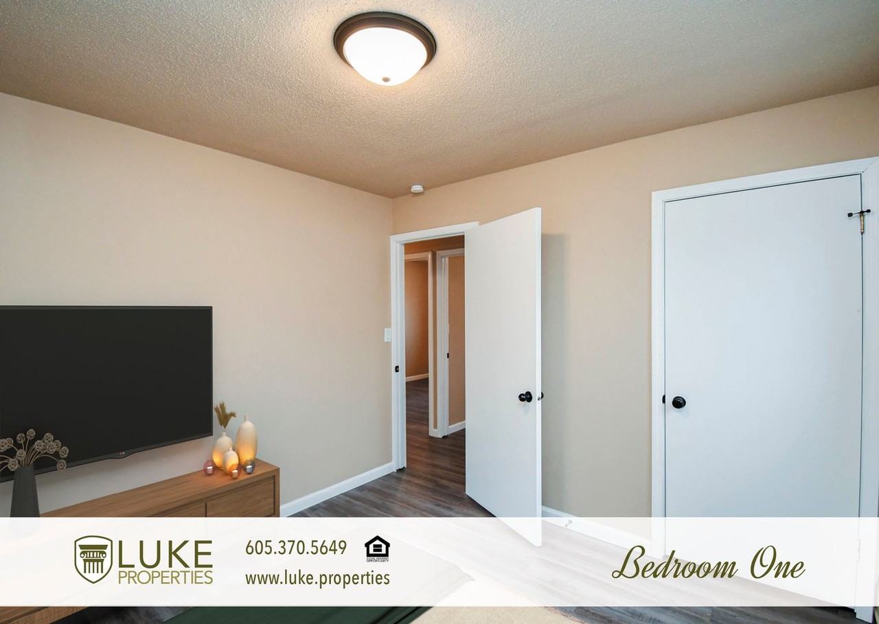 3005 E 20th St - Photo 7 of 15