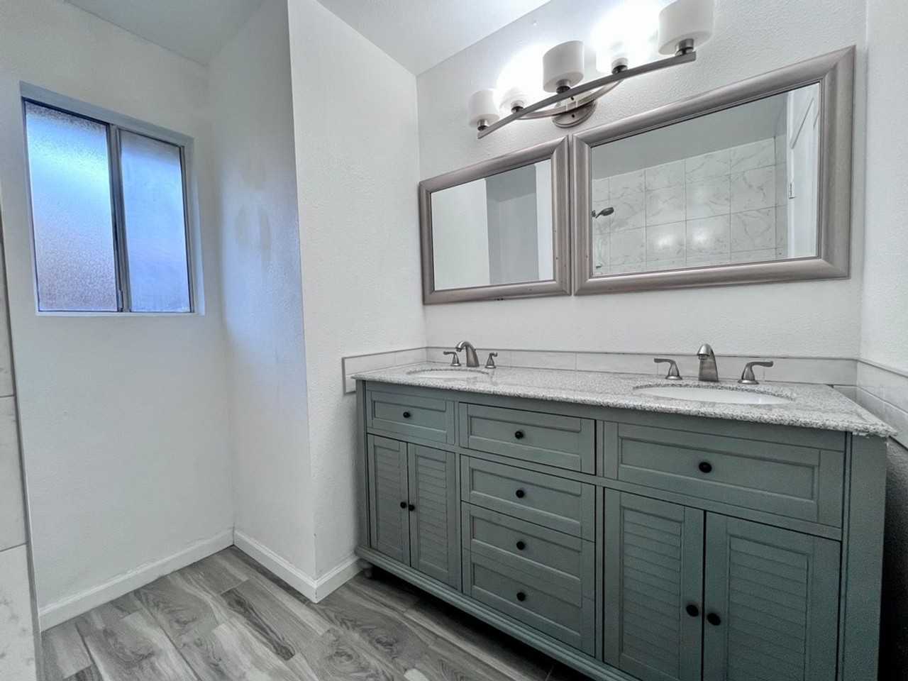 40 W Beverly Dr - Photo 6 of 12