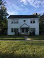 featured image of 419 E 6th St