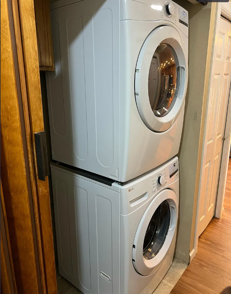 9910 Ne 119th St #204 - Photo 7 of 25