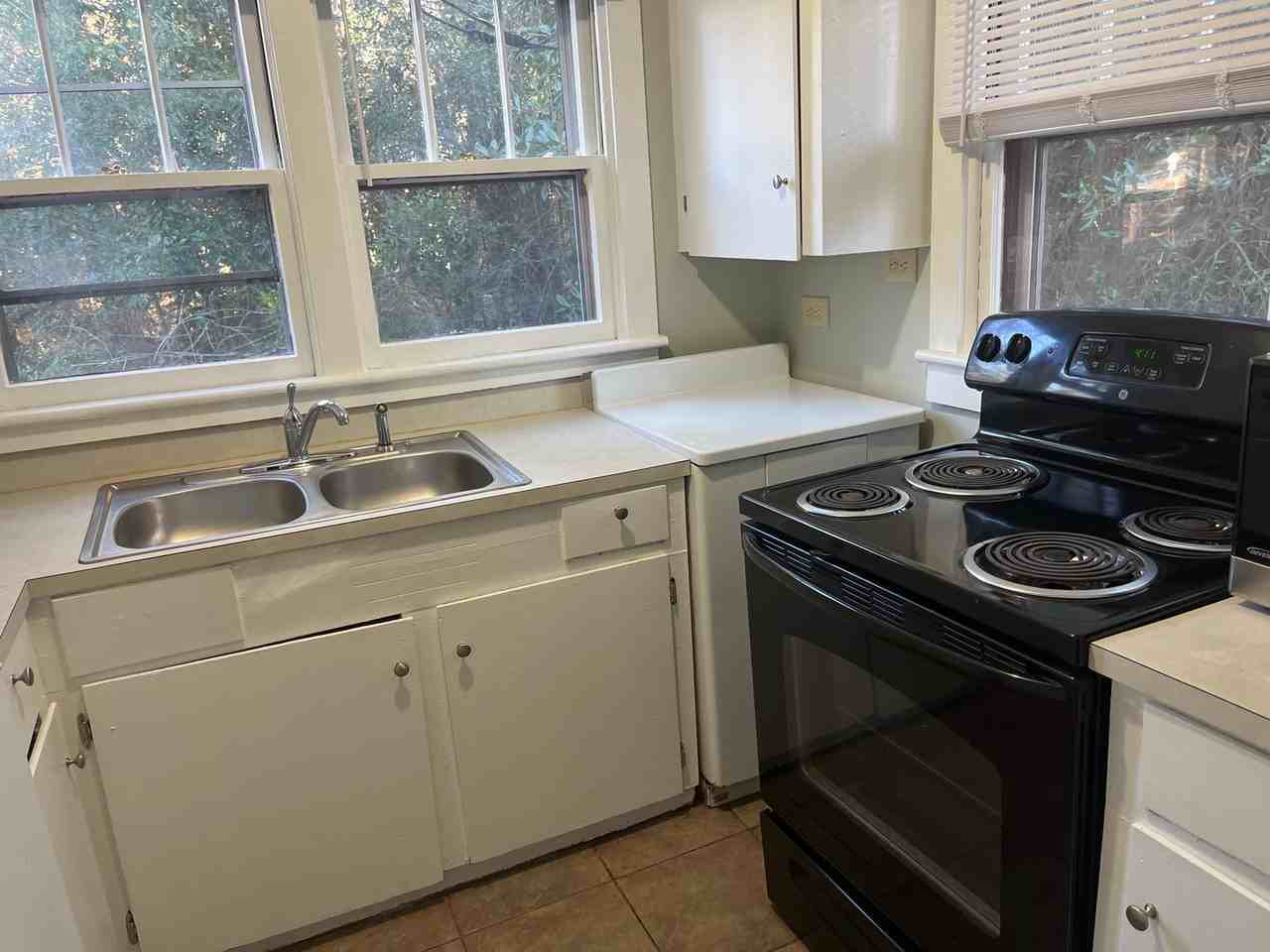 3101 Yemassee Ave - Photo 6 of 9