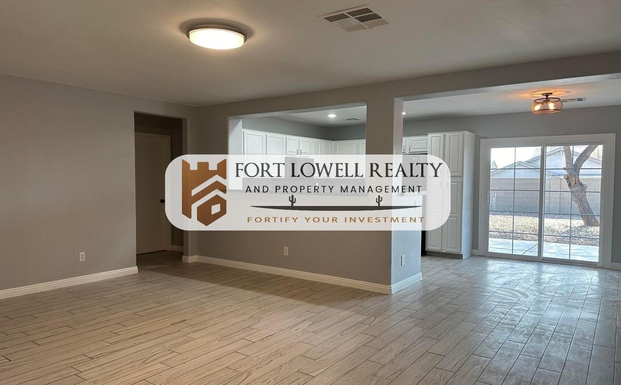 1401 S 228th Ln - Photo 2 of 16