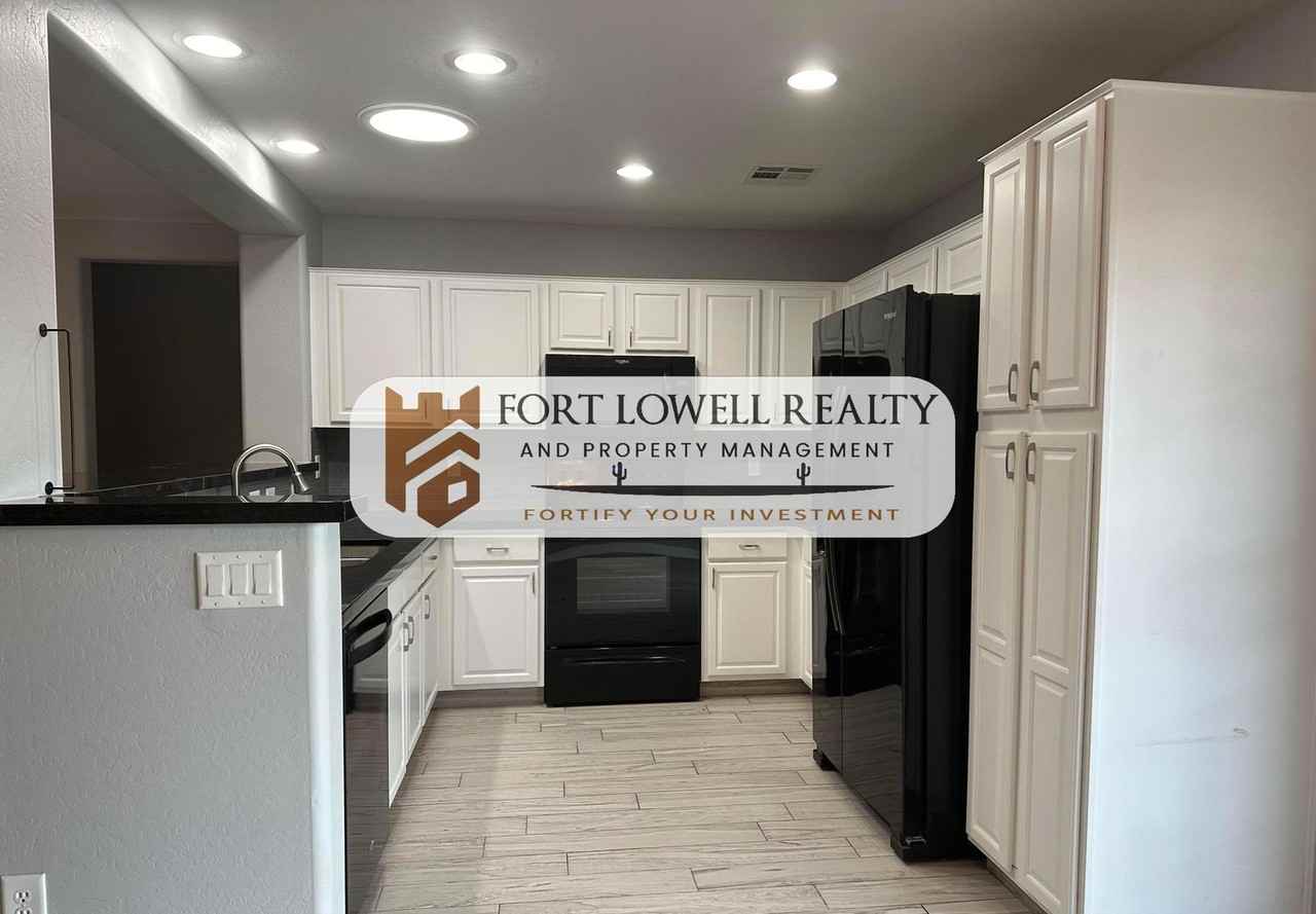 1401 S 228th Ln - Photo 3 of 16