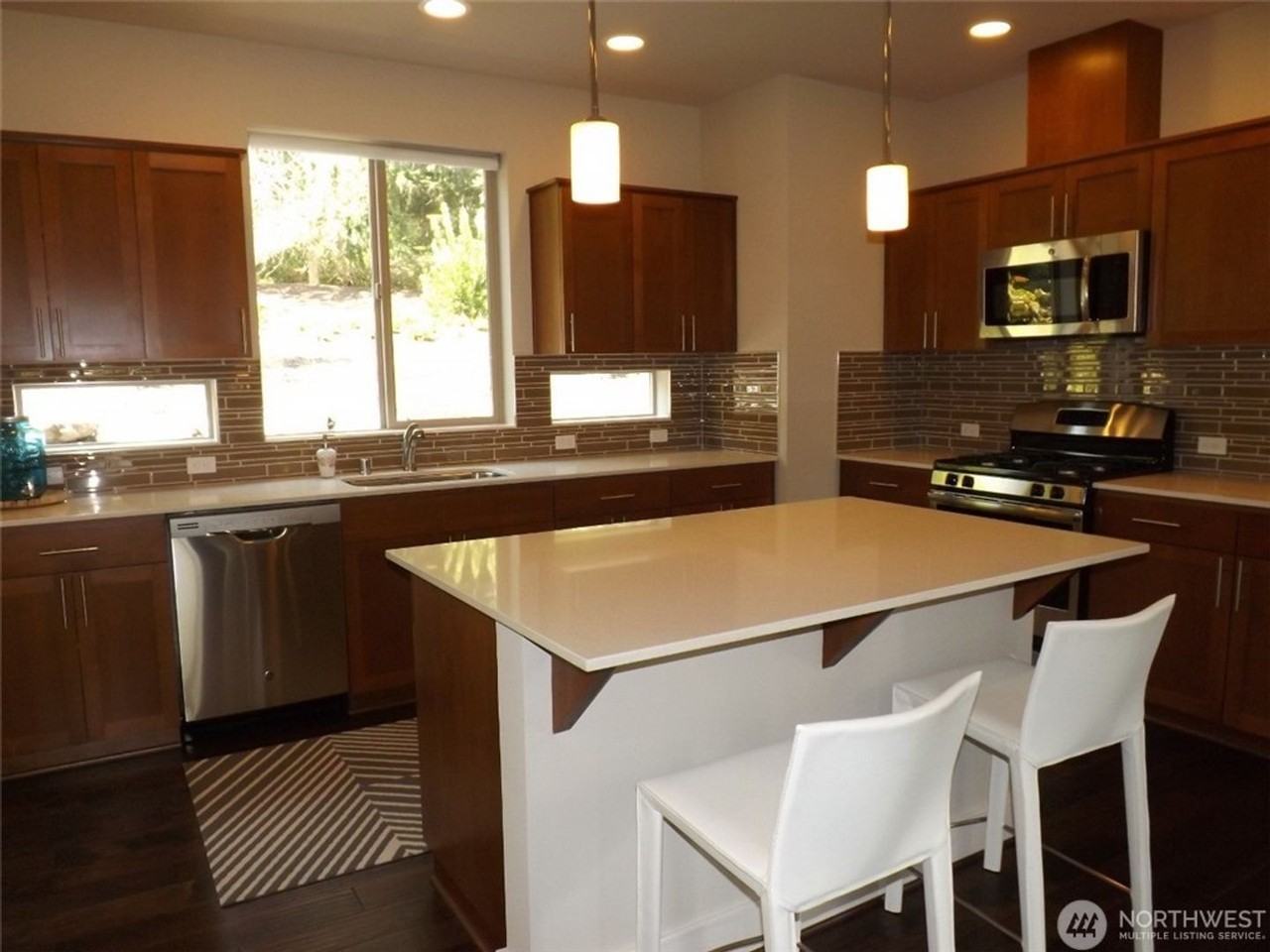 8401 130th Pl Se #B104 - Photo 7 of 23