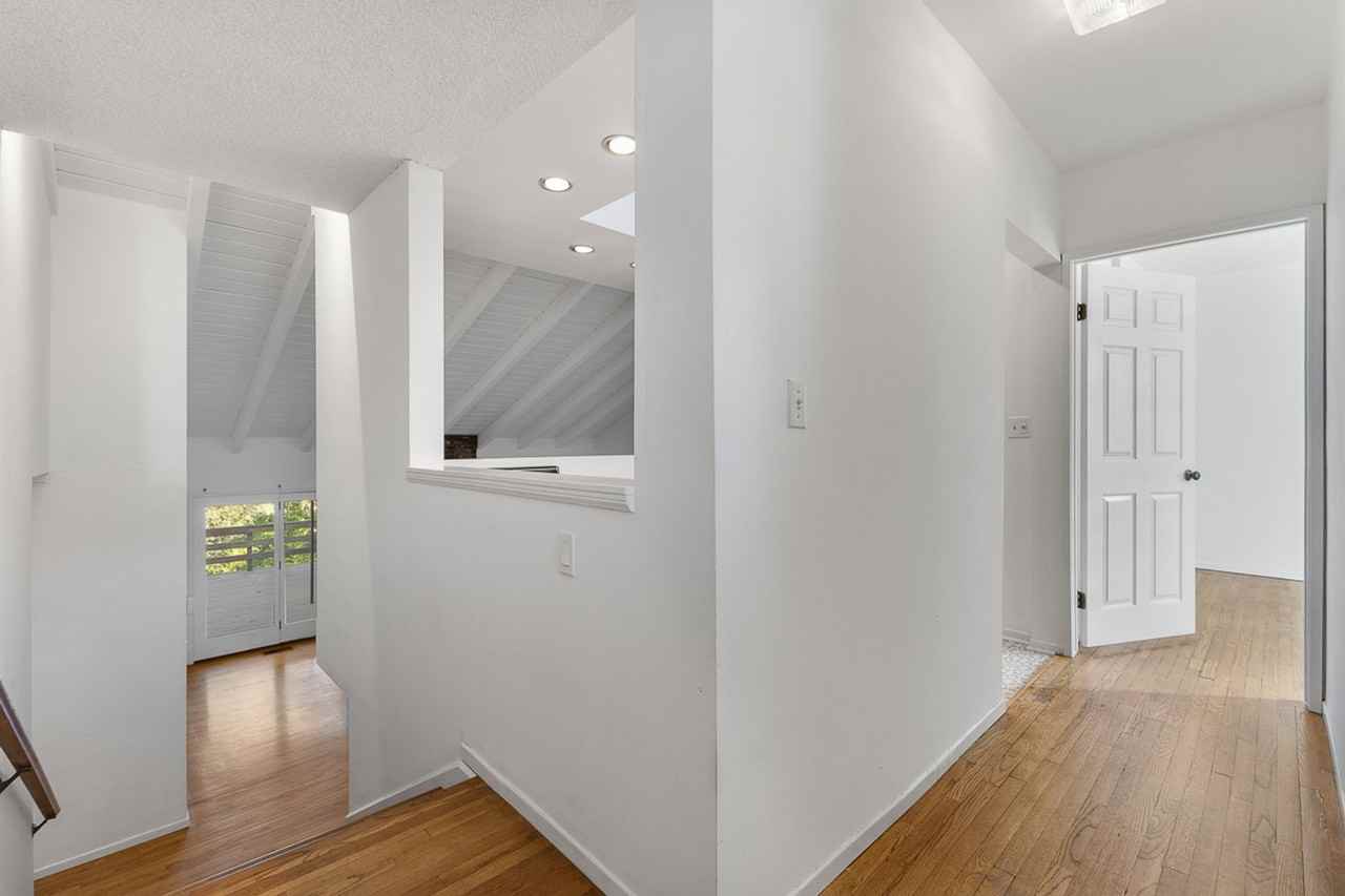 612 Marie Ave - Photo 2 of 15