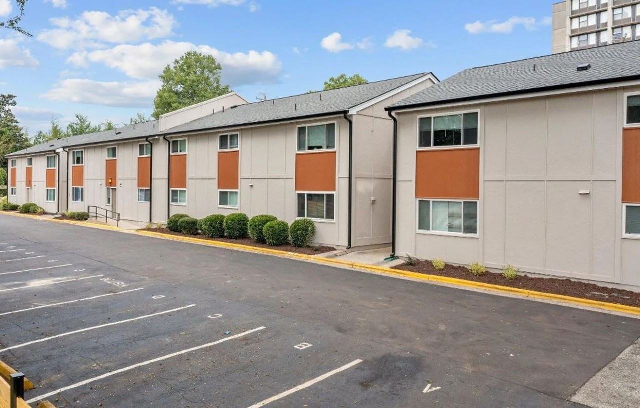 901 South - Photo 2 of 15