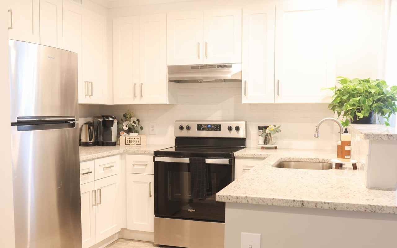 901 South - Photo 3 of 15