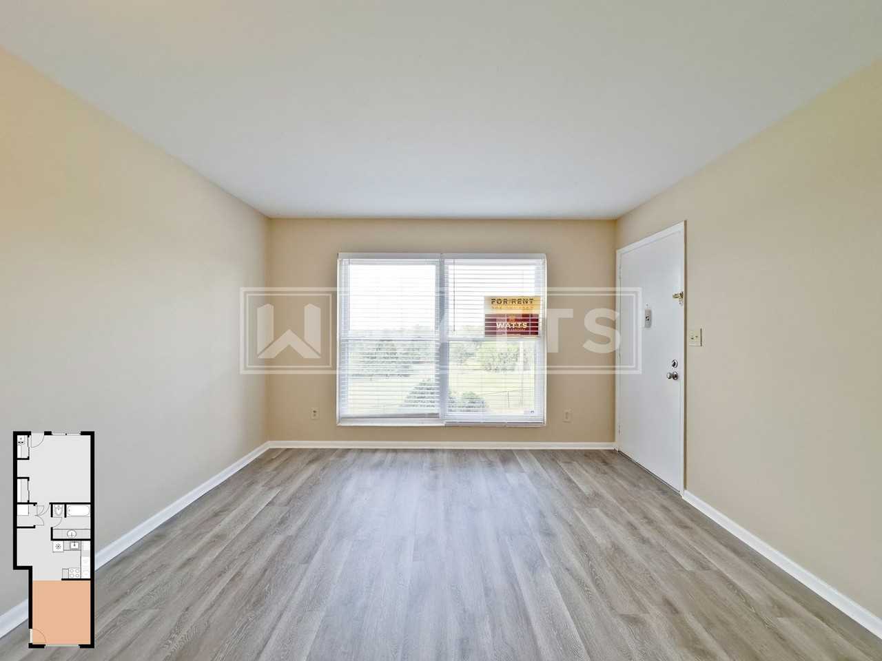 Fairlawn Apartments - Photo 2 of 8