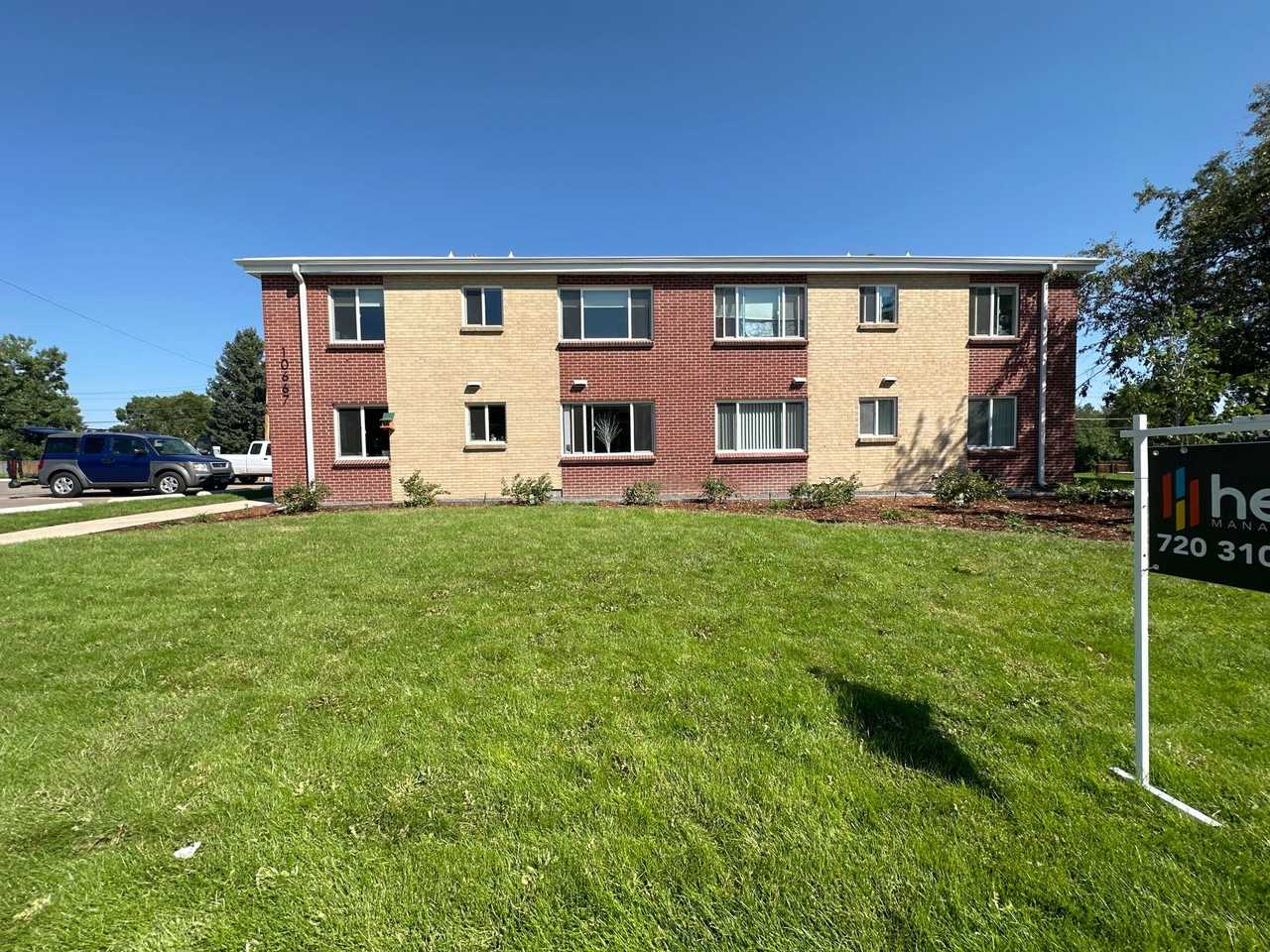 Sunset Park Apartment - Photo 2 of 2