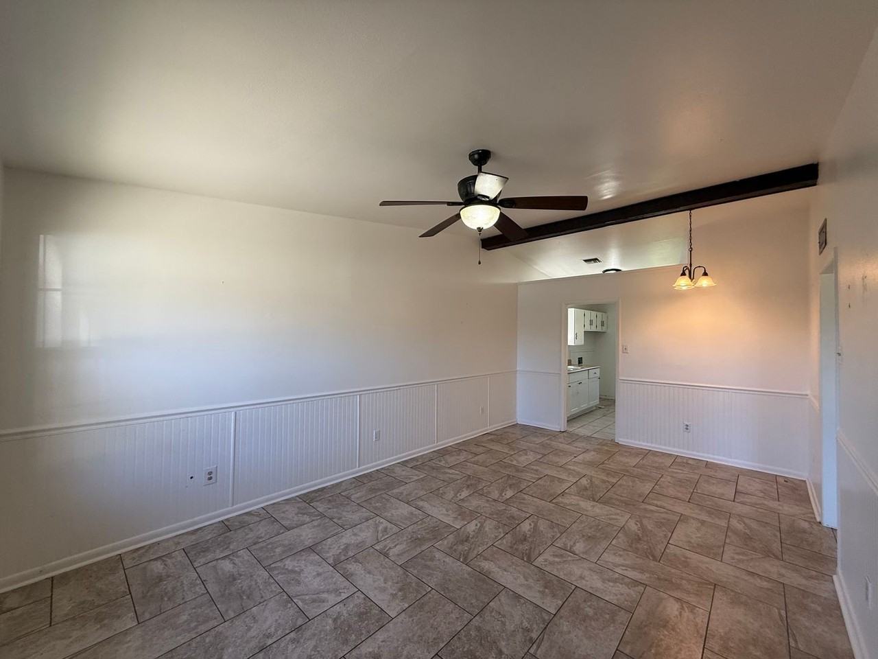 109 Black Cir - Photo 5 of 11