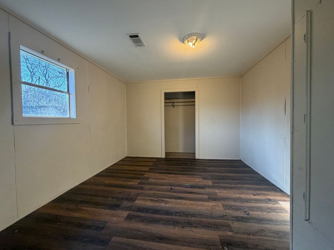 516 Bayou Maria Rd - Photo 5 of 7