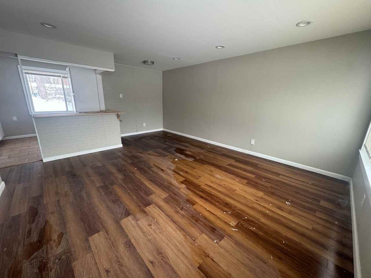 9744 Lanier Dr - Photo 2 of 10