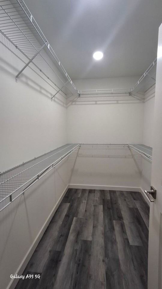 3186 Oleander Ave - Photo 5 of 16